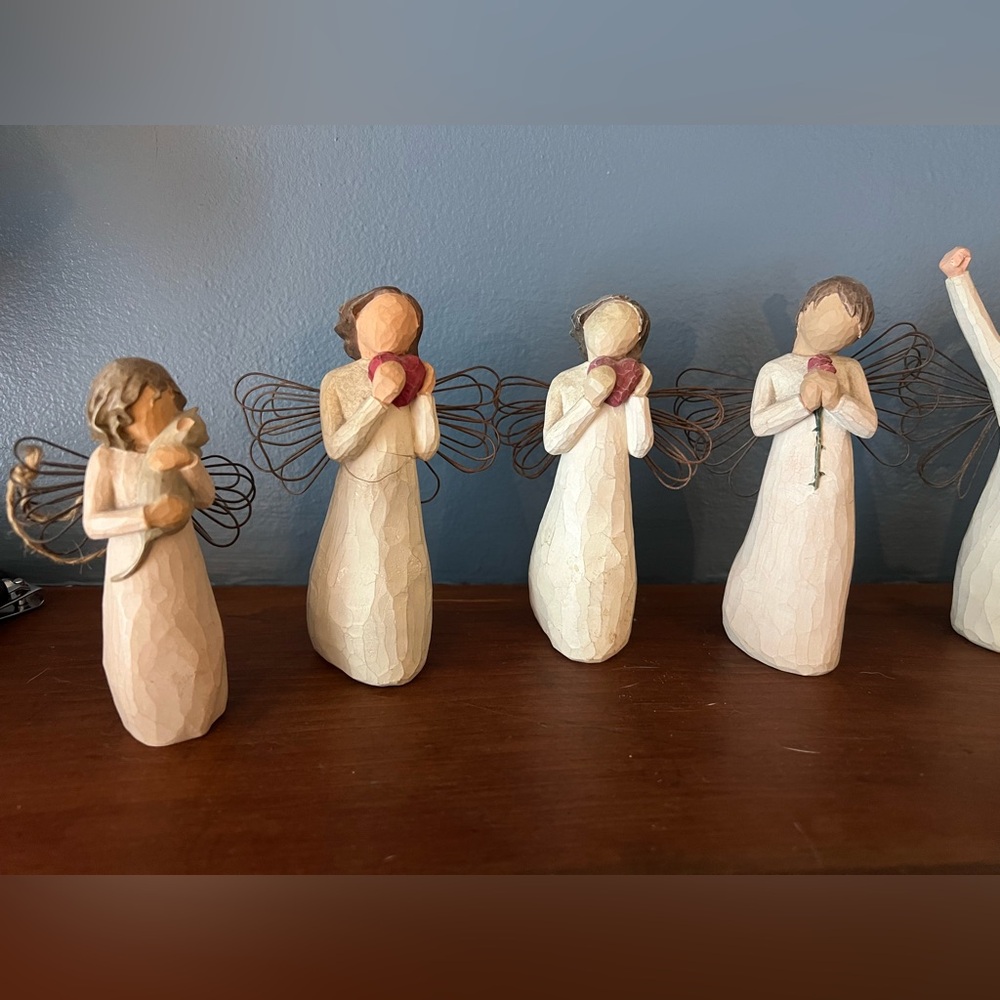☘️☘️SOLD☘️☘️ Willow Tree Figurines